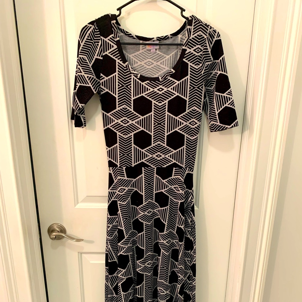 Lularoe Ana Black & White Printed Maxi Dress XS